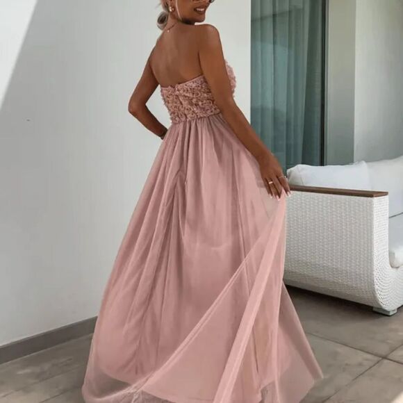 Elegant Pink Strapless Evening Dress - Picture 2 of 3